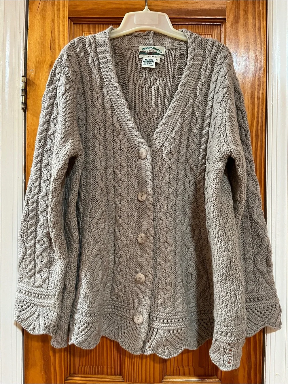 Aran Crafts Ireland 100% Merino Wool Chunky Cable Knit Cardigan Light Taupe - Picture 3 of 13